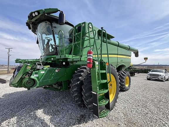 Image of John Deere S770 Primary image
