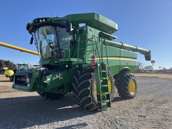 Image of John Deere S770 Primary image