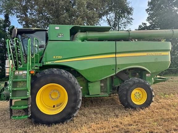 Image of John Deere S770 equipment image 2