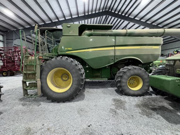 Image of John Deere S780 equipment image 4