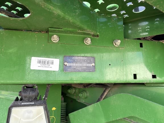 Image of John Deere S780 equipment image 1
