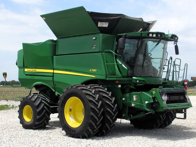 Image of John Deere S780 equipment image 4