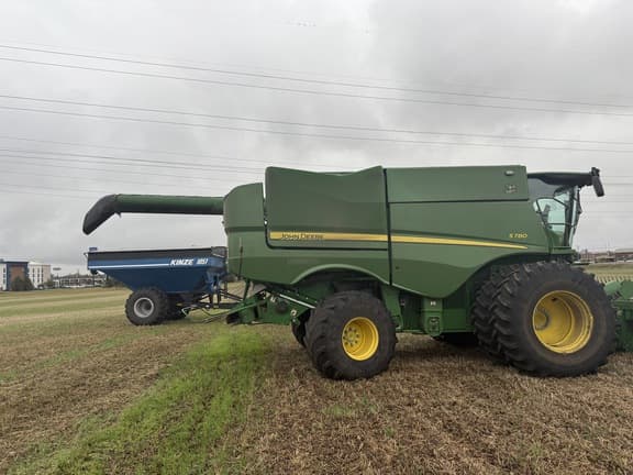 Image of John Deere S780 Primary image