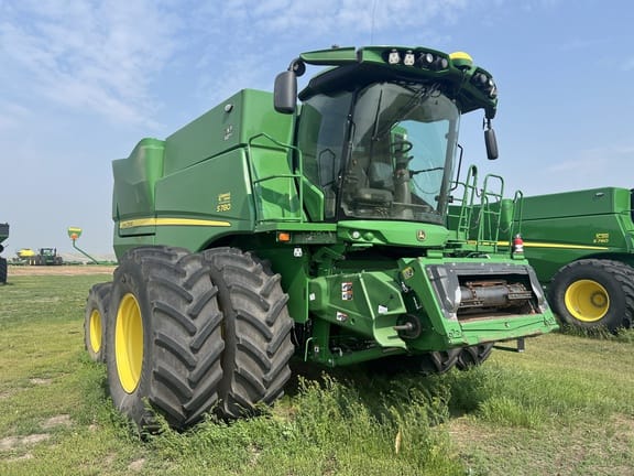 2022 John Deere S780 Equipment Image0