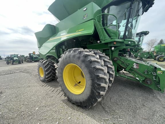 Image of John Deere S780 equipment image 3