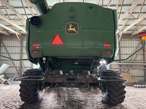 Image of John Deere S780 equipment image 4