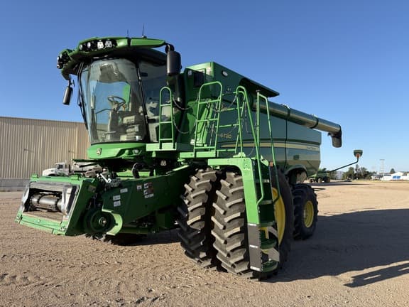 Image of John Deere S780 Primary image