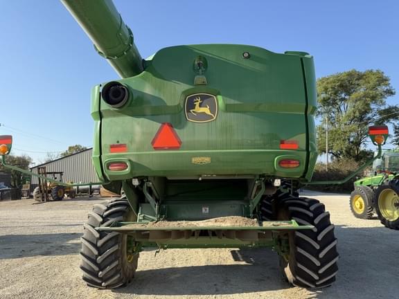 Image of John Deere S780 equipment image 3