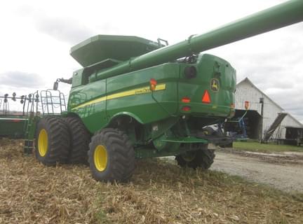 Image of John Deere S780 equipment image 3