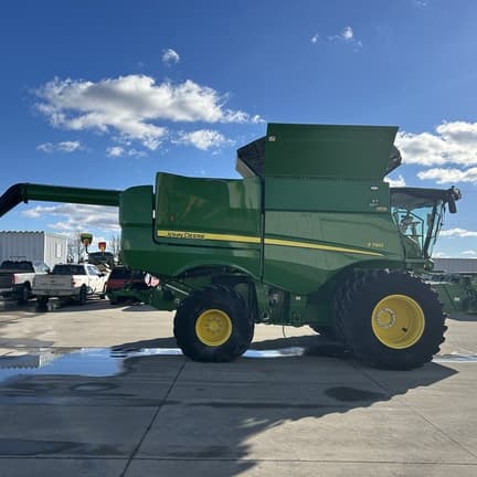 Image of John Deere S780 Primary image