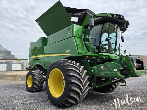 2022 John Deere S780 Equipment Image0