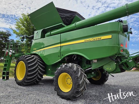 Image of John Deere S780 equipment image 4