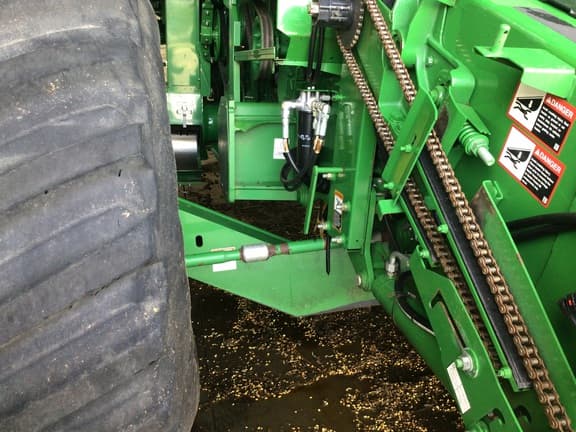 Image of John Deere S790 equipment image 2