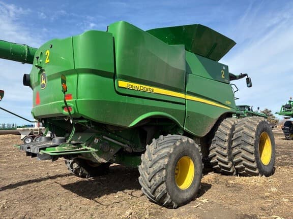 Image of John Deere S790 equipment image 1