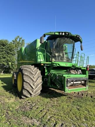 Image of John Deere S790 equipment image 1