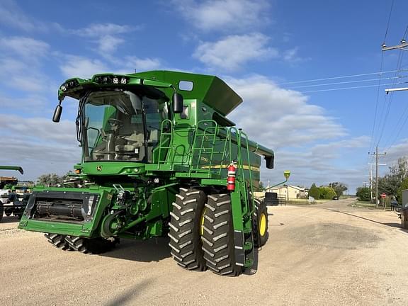 Image of John Deere S790 Primary image