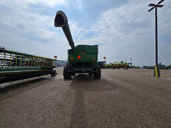 Image of John Deere S790 equipment image 3