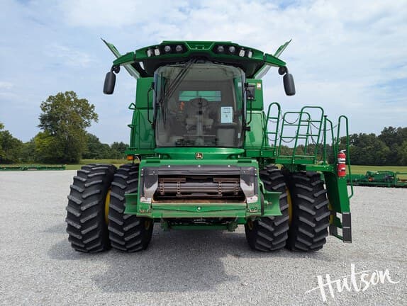 Image of John Deere S790 equipment image 3
