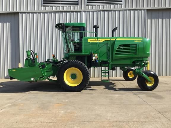 Image of John Deere W200M Primary image