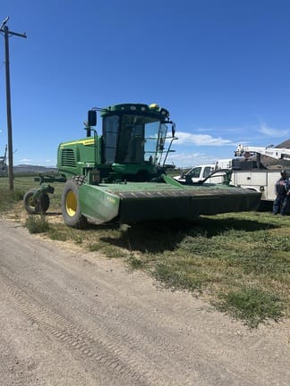 2022 John Deere W235M Equipment Image0