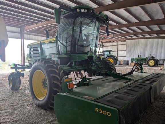 Image of John Deere W235R equipment image 4