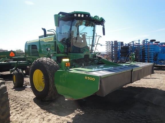 2022 John Deere W235R Equipment Image0