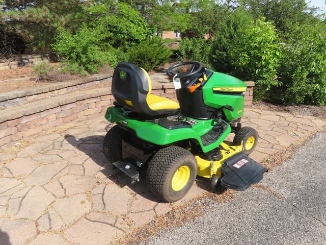 Image of John Deere X350 equipment image 3