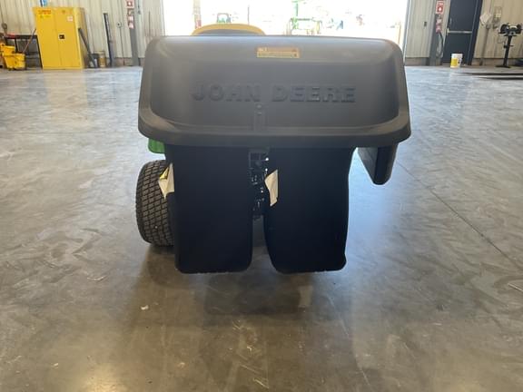 Image of John Deere X354 equipment image 4