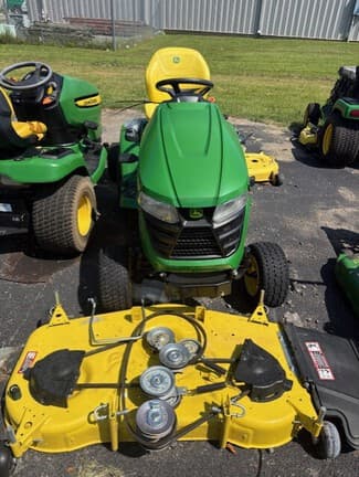 Image of John Deere X380 equipment image 2