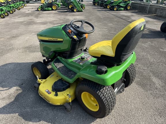 Image of John Deere X380 equipment image 1