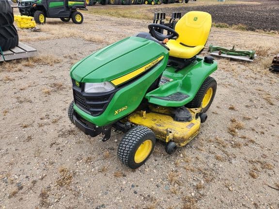Image of John Deere X390 Image 0