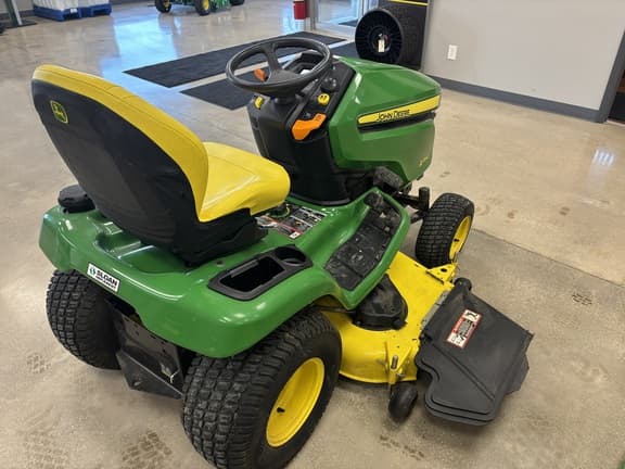 Image of John Deere X390 equipment image 2