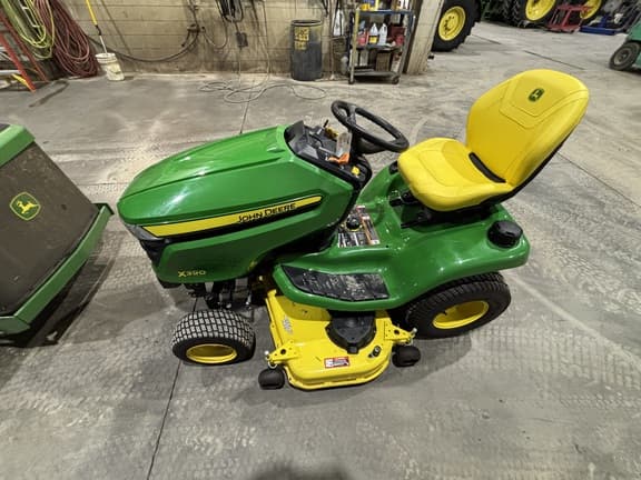 Image of John Deere X390 equipment image 2