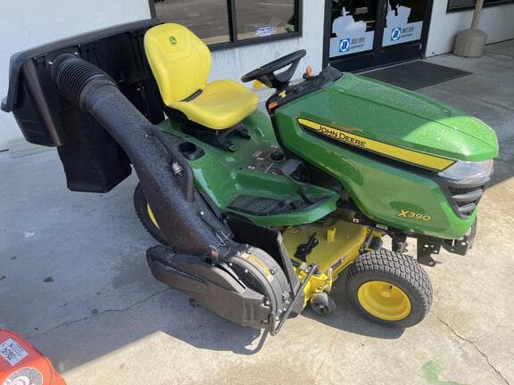 Image of John Deere X390 Primary image