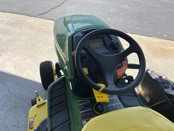 Image of John Deere X390 equipment image 4