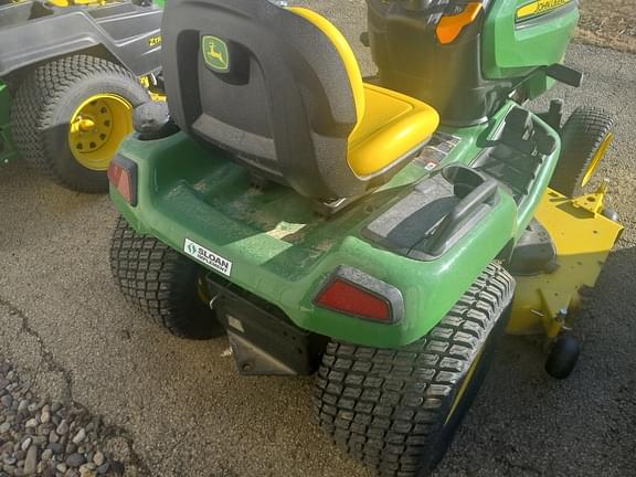 Image of John Deere X570 equipment image 3