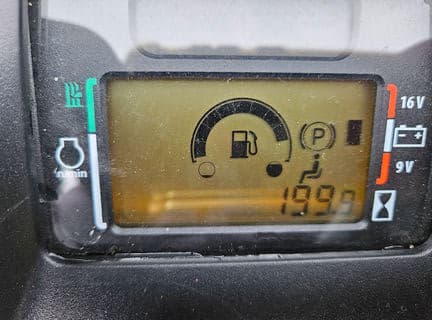 Image of John Deere X570 equipment image 4