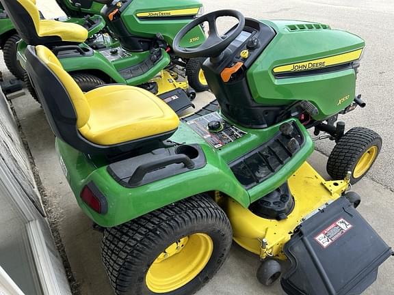 Image of John Deere X570 equipment image 2