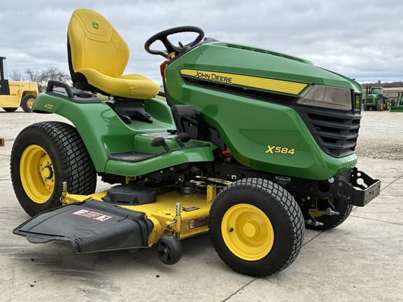 Image of John Deere X584 equipment image 3