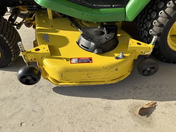 Image of John Deere X590 equipment image 2