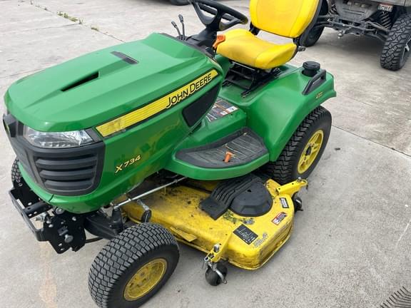 Image of John Deere X734 Primary image