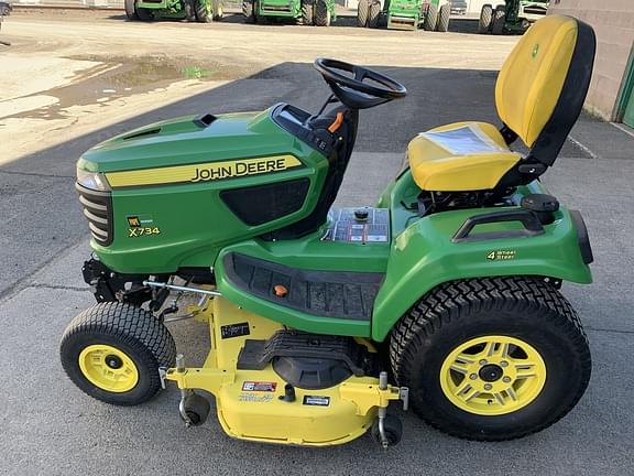 Image of John Deere X734 Primary image