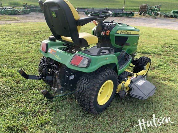 Image of John Deere X738 equipment image 3