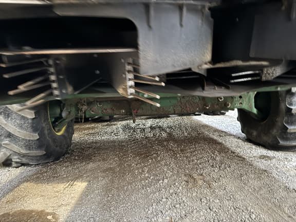 Image of John Deere X9 1000 equipment image 4