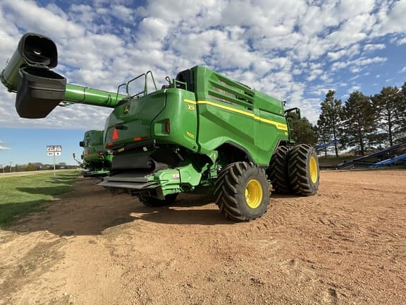 Image of John Deere X9 1000 equipment image 3