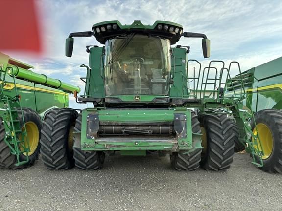 Image of John Deere X9 1000 equipment image 2