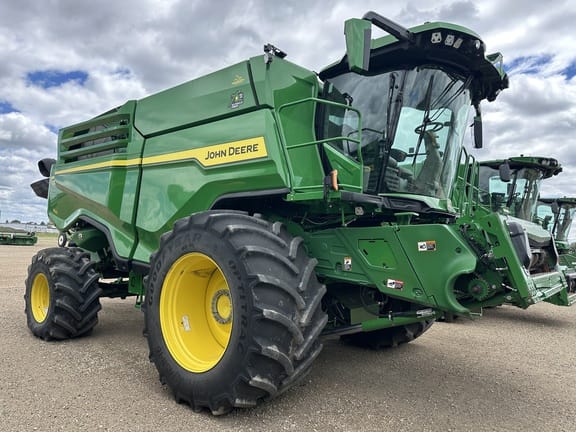 2022 John Deere X9 1100 Equipment Image0