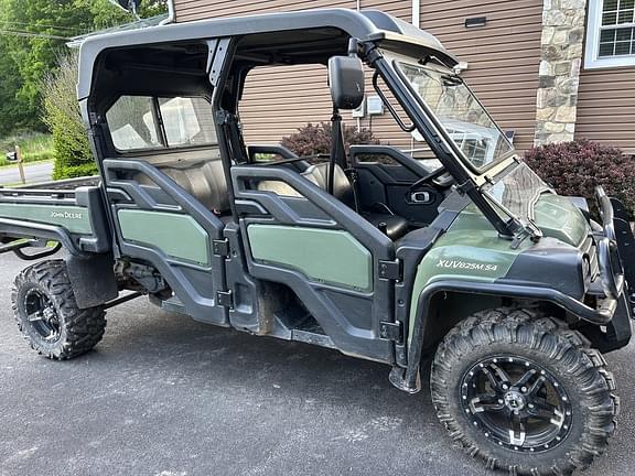 Image of John Deere XUV 825M equipment image 3