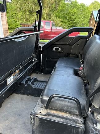 Image of John Deere XUV 825M equipment image 4
