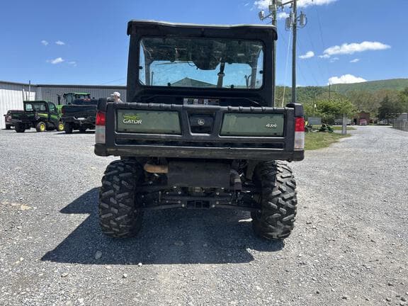 Image of John Deere XUV 835M equipment image 3